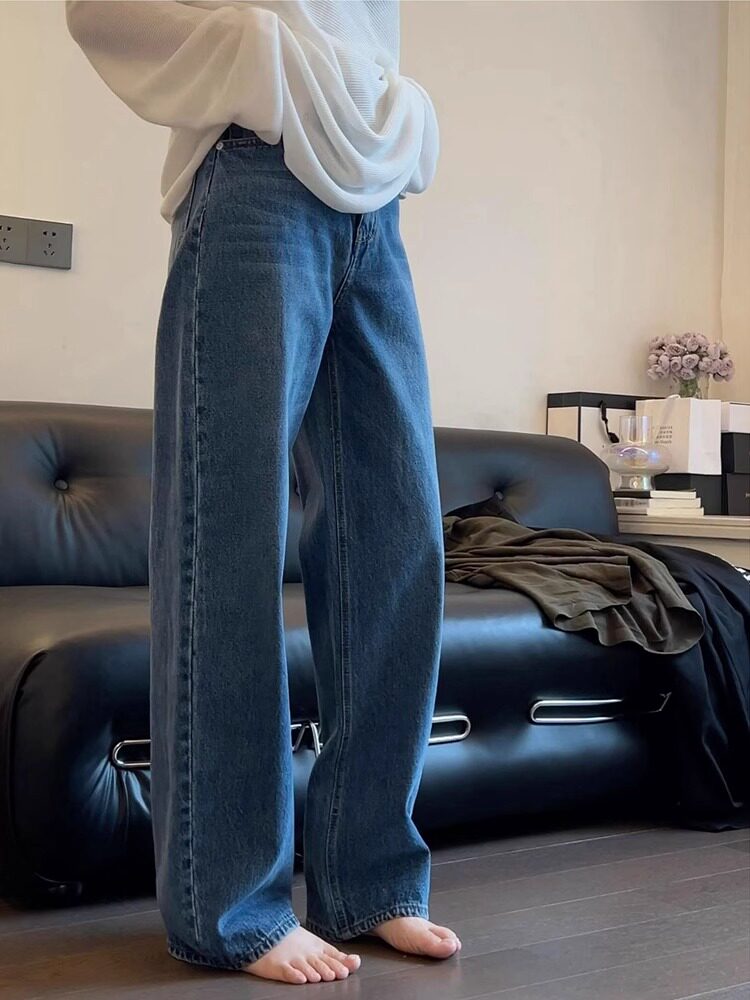 Women's blue slim-fit wide-leg jeans