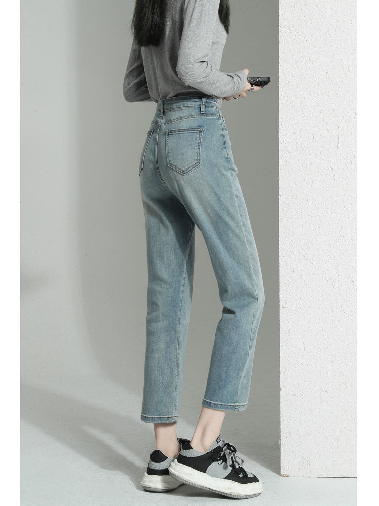 Women's cropped straight leg jeans